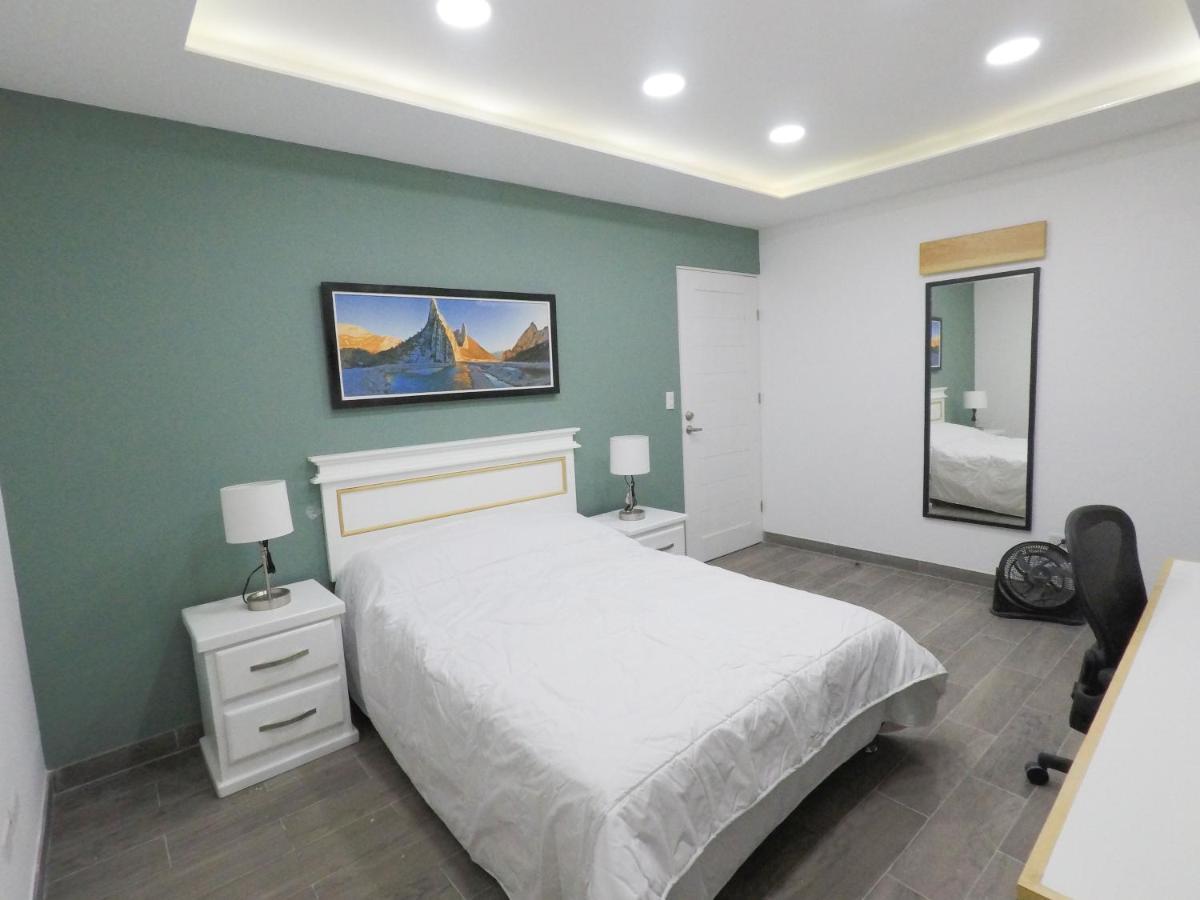 Casa Moderna Equipada Como En Pequeno Hotel Hab 4 Monterrey Eksteriør bilde